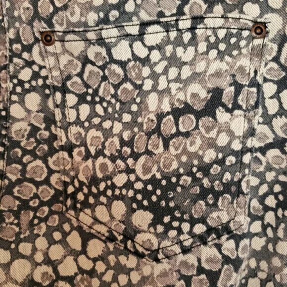 Hue Jeans Pull On Animal Neutral Beige Combo Snake Print Legging Jeans. Sz: S - Picture 9 of 11